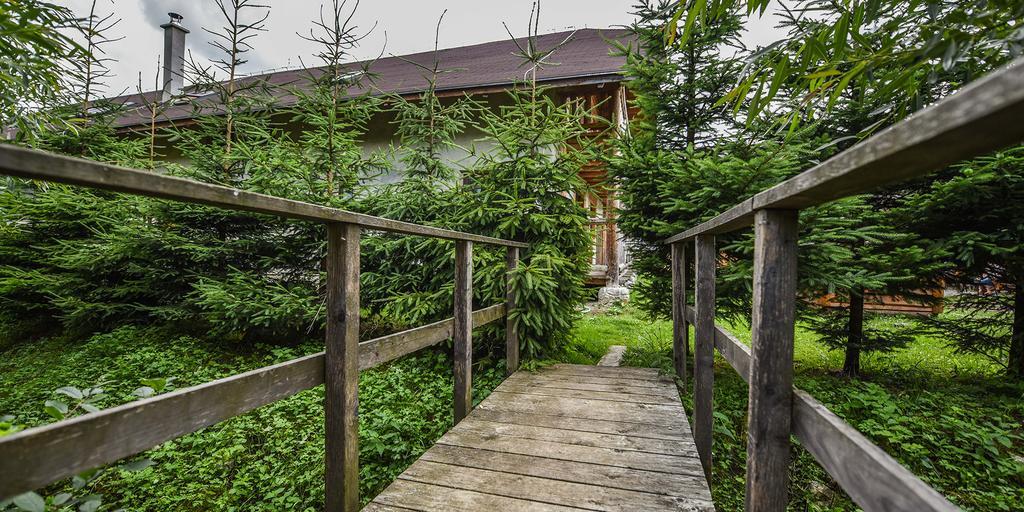 Gazdovsky Dvor B&B S Mini Wellness Bešeňová Kültér fotó