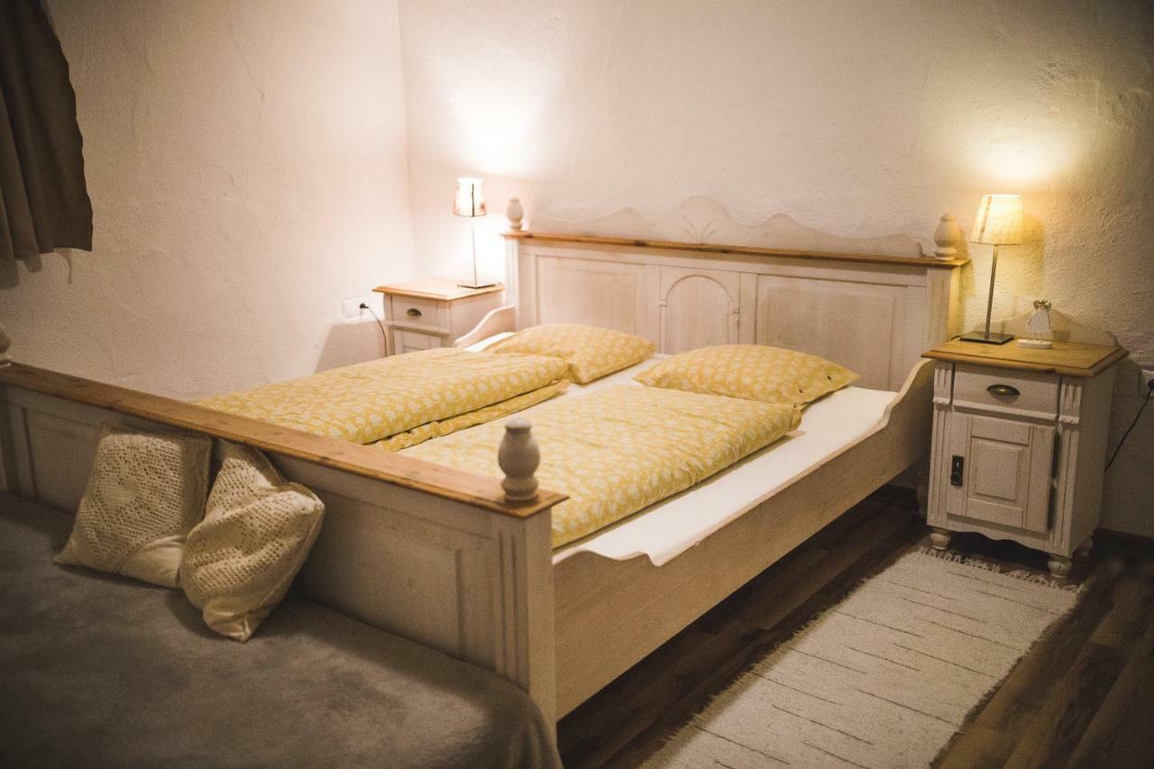 Gazdovsky Dvor B&B S Mini Wellness Bešeňová Kültér fotó
